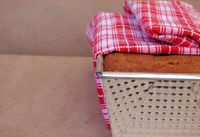 Fresh Ginger Gingerbread with Soft Cream