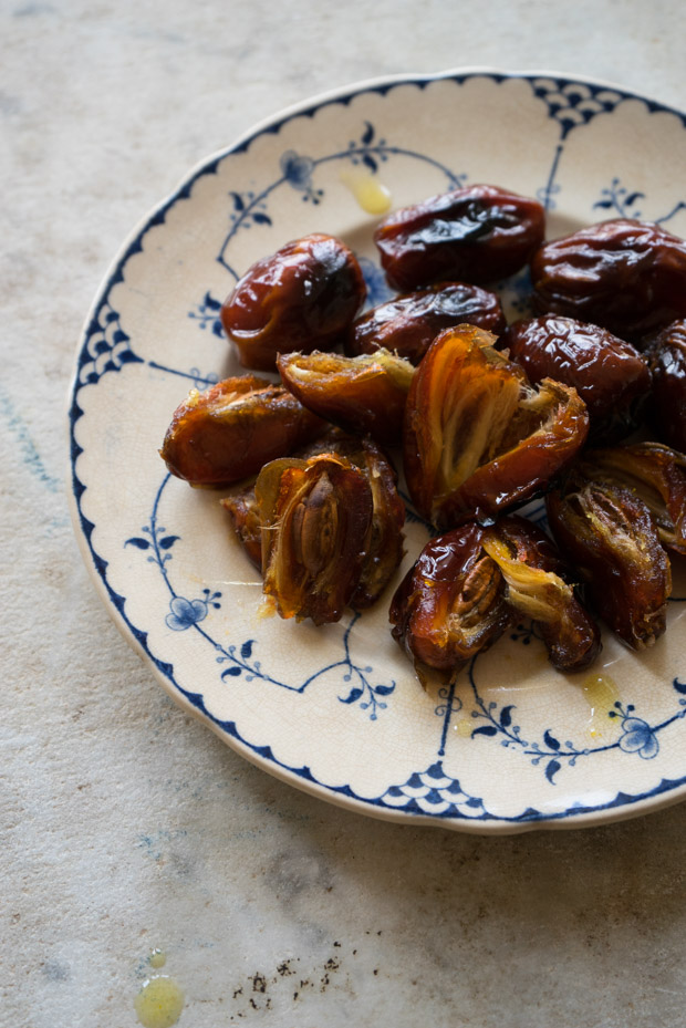 Broiled Saffron Dates