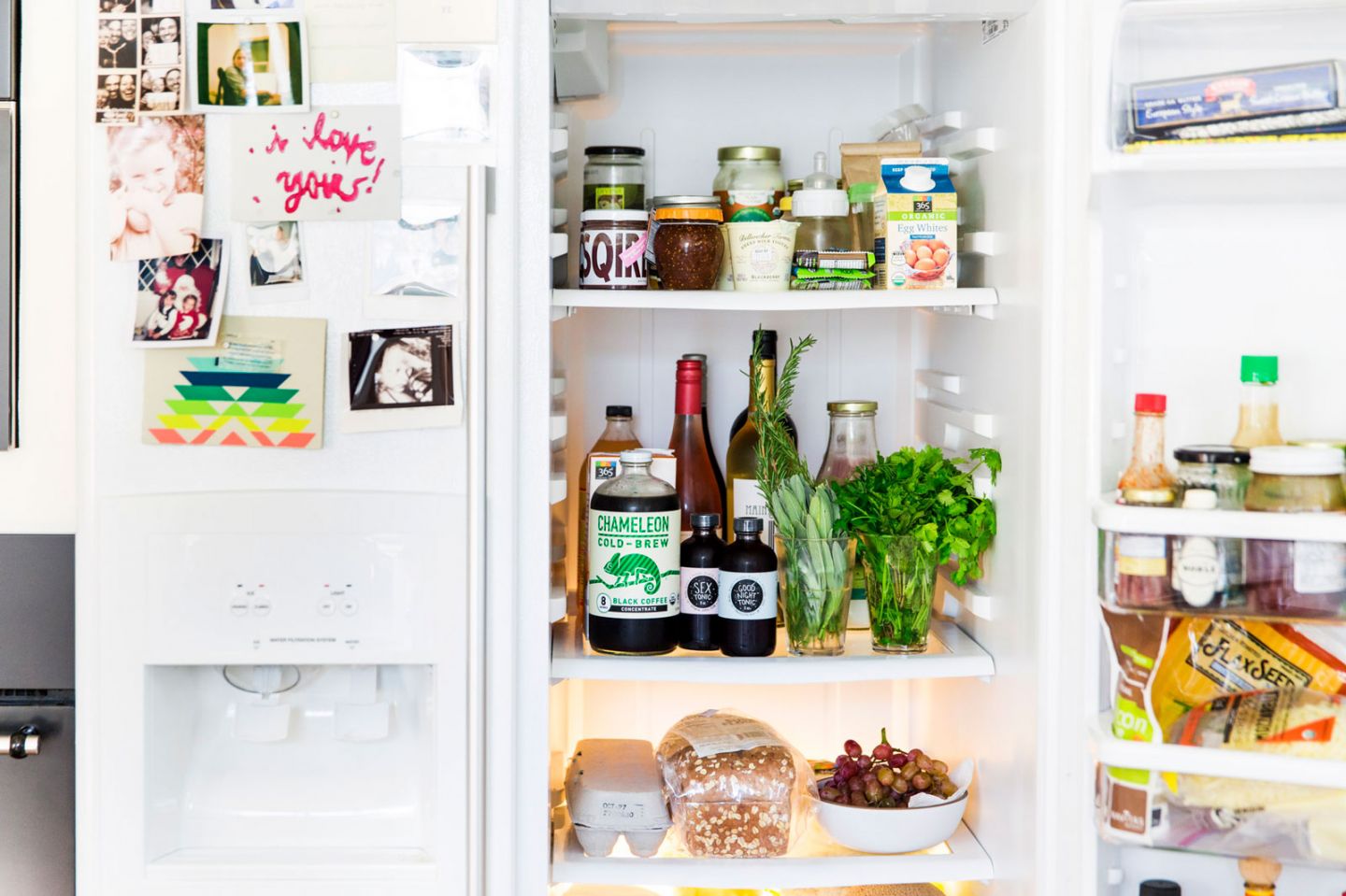 Ten Refrigerators that Inspire Healthy Eating